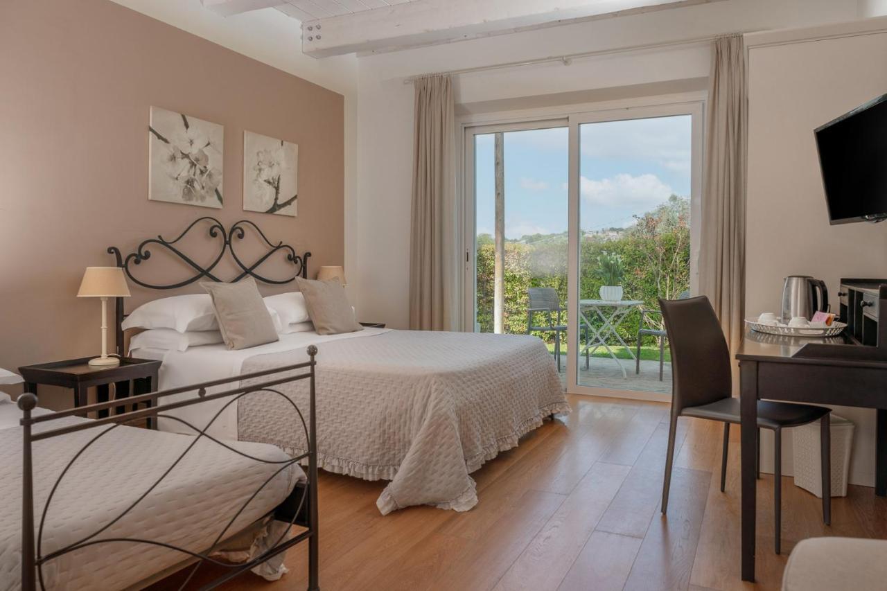 Hotel Giardino Suites&Spa Numana Bagian luar foto