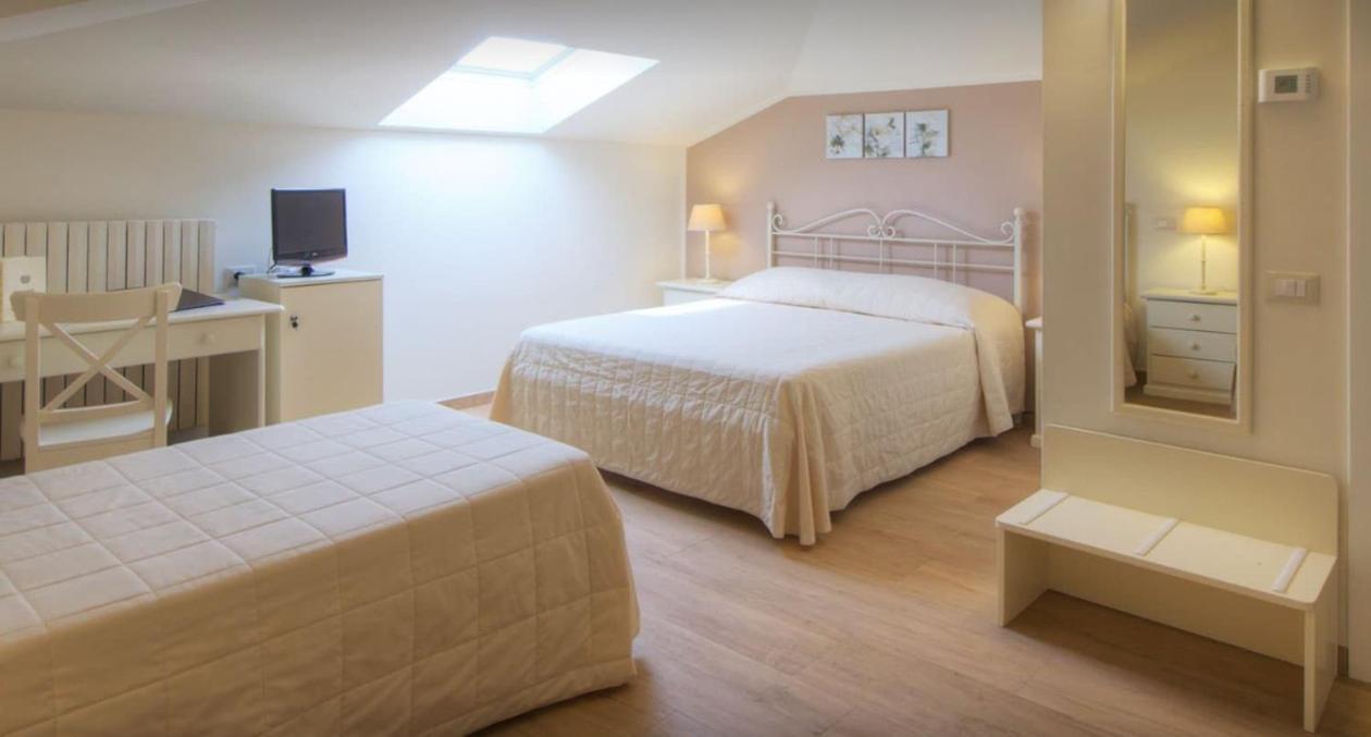 Hotel Giardino Suites&Spa Numana Bagian luar foto