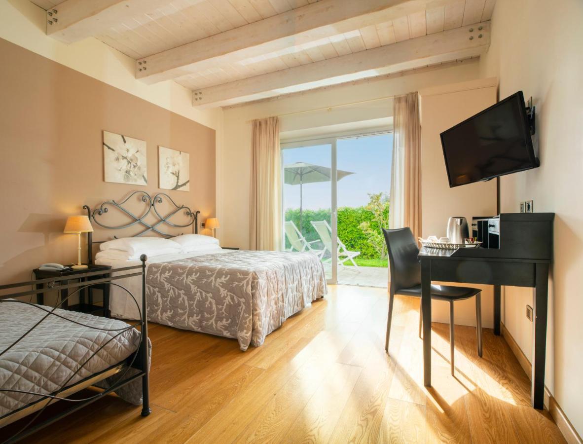 Hotel Giardino Suites&Spa Numana Bagian luar foto