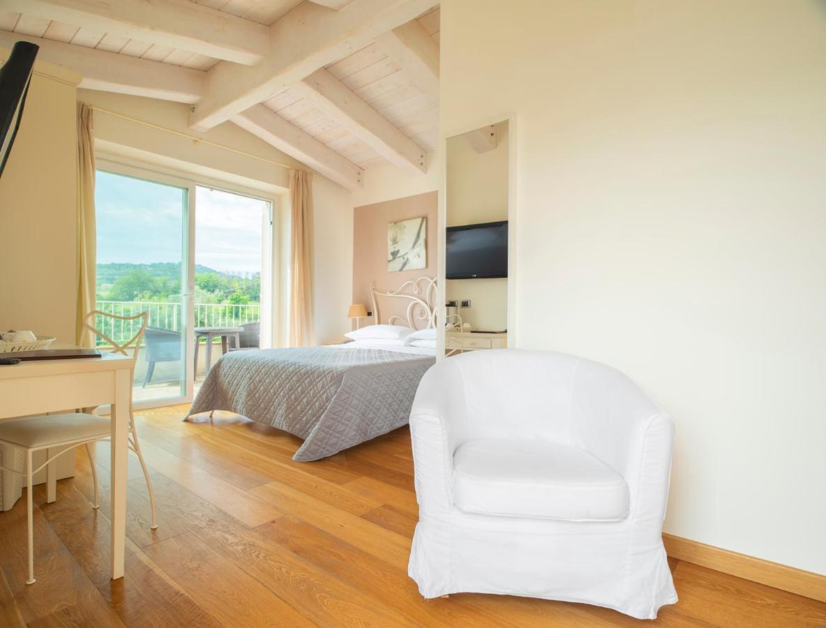 Hotel Giardino Suites&Spa Numana Bagian luar foto