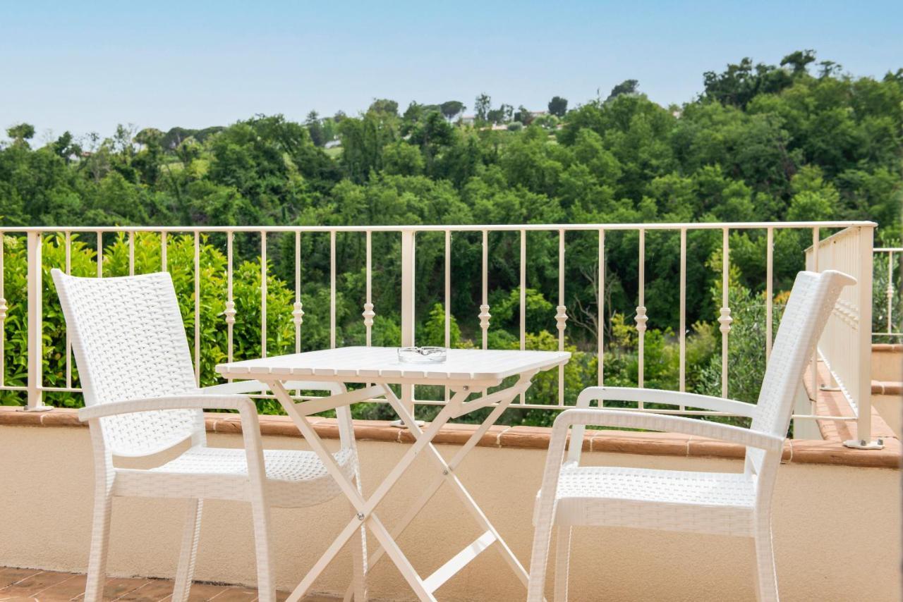 Hotel Giardino Suites&Spa Numana Bagian luar foto