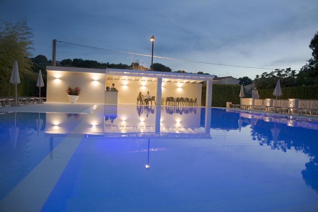 Hotel Giardino Suites&Spa Numana Bagian luar foto