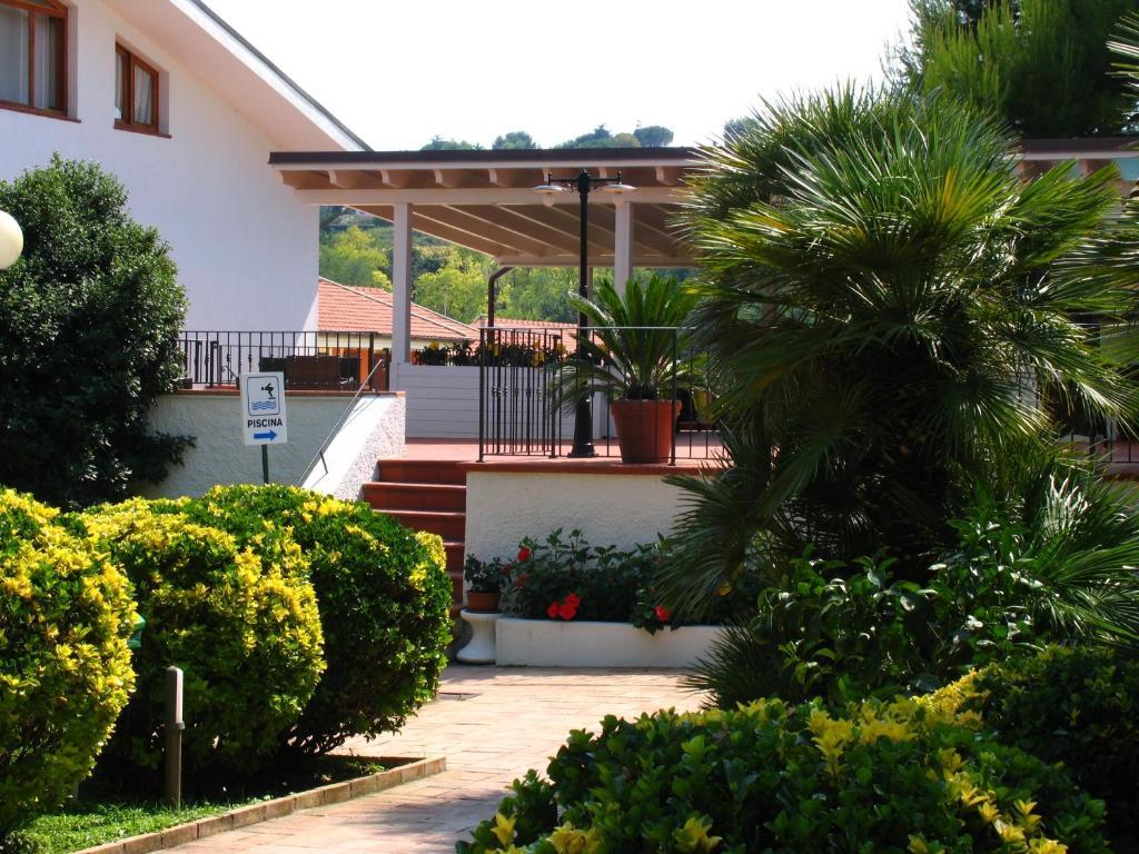 Hotel Giardino Suites&Spa Numana Bagian luar foto