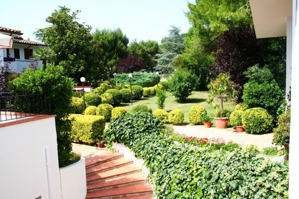 Hotel Giardino Suites&Spa Numana Bagian luar foto
