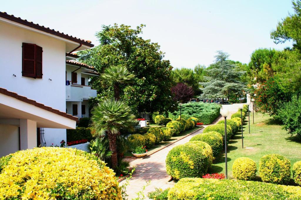 Hotel Giardino Suites&Spa Numana Bagian luar foto